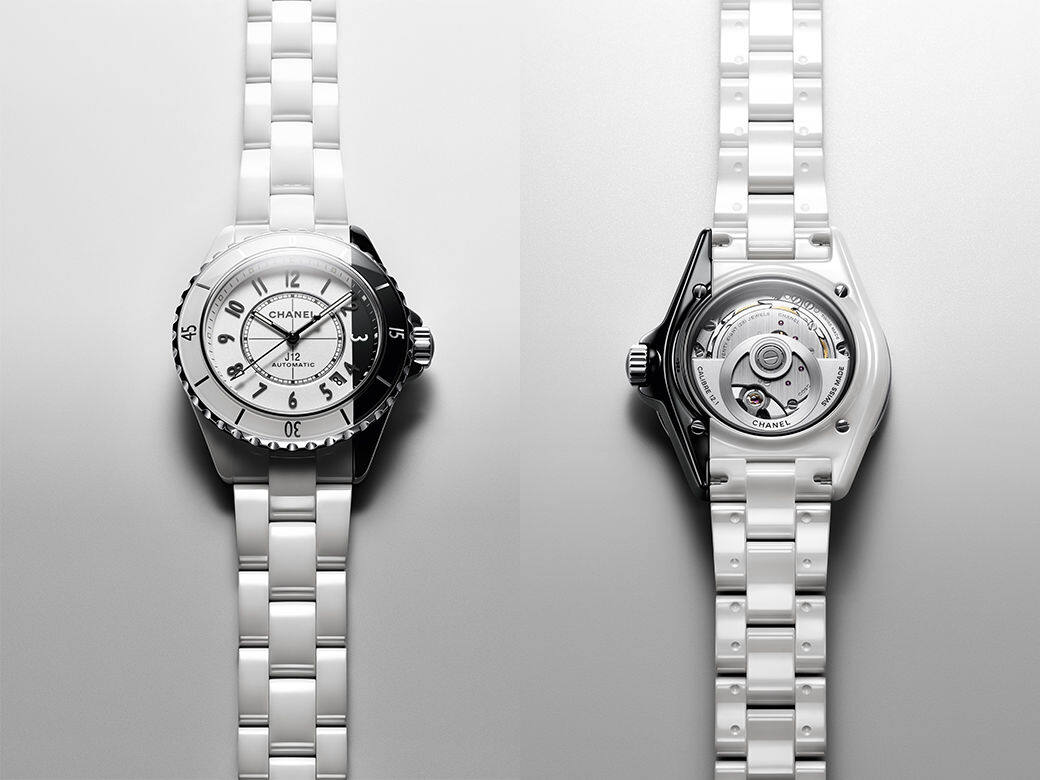 黑白為經典不敗的色調，2020年，Chanel把這時尚配色注入J12 Paradoxe手錶當中；把兩