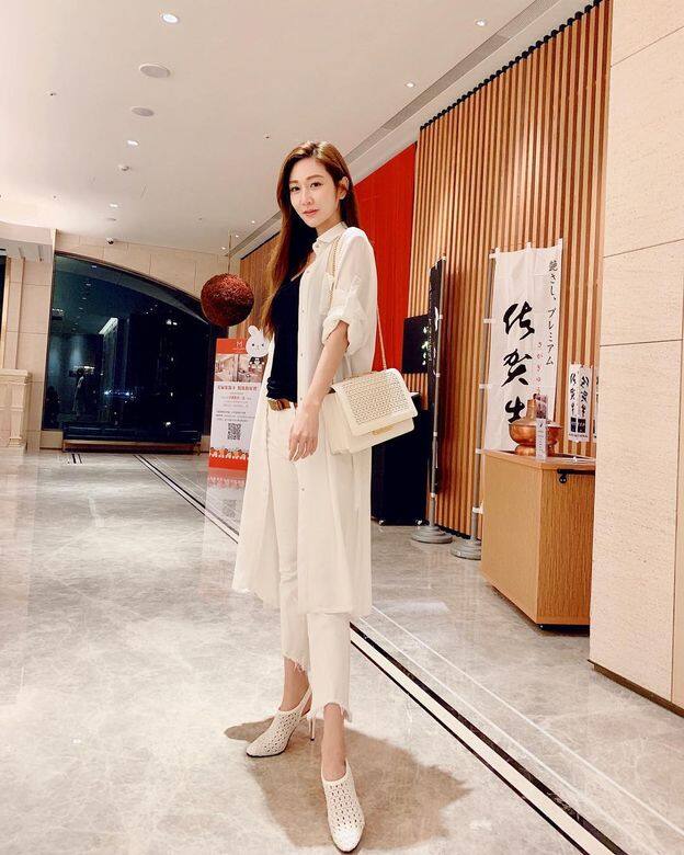 除了歐美潮人熱捧 CHARLES & KEITH 外,亞洲名人們都非常給力。台劇女神曾莞婷完美 除了歐美潮人熱捧 CHARLES & KEITH 外,亞洲名人們都非常給力。台劇女神曾莞婷完美