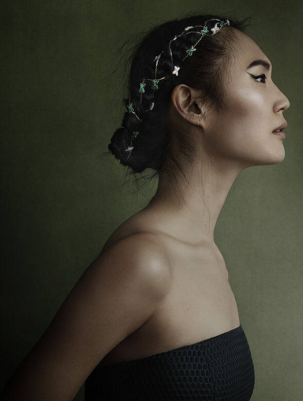 甫進Chaumet「1881」旗艦店的二樓,便可見由瑞典攝影師Julia Hetta操刀的人像攝影作品 甫進Chaumet「1881」旗艦店的二樓,便可見由瑞典攝影師Julia Hetta操刀的人像攝影作品
