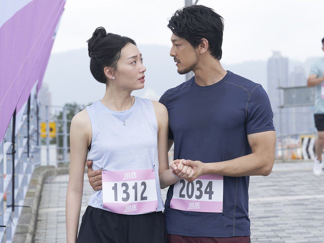 求婚,是向一生一愛表達相擁一生的承諾;而求婚戒指便是代表摯誠愛意 求婚,是向一生一愛表達相擁一生的承諾;而求婚戒指便是代表摯誠愛意