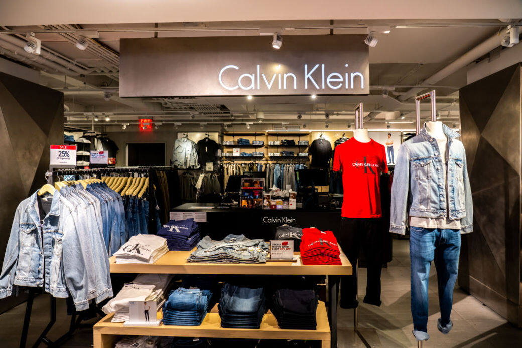 Calvin Klein、Tommy Hilfiger母公司PVH集團曾捐款200萬元人民幣,支援抗擊新冠肺炎,而近日 Calvin Klein、Tommy Hilfiger母公司PVH集團曾捐款200萬元人民幣,支援抗擊新冠肺炎,而近日