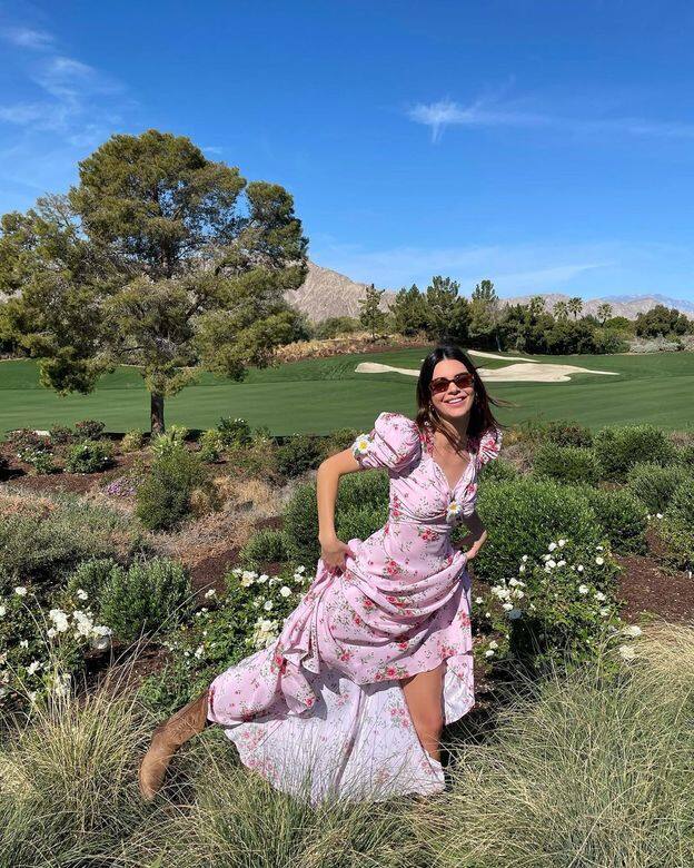 公主般的印花長裙 儀式感至上 公主般的印花長裙 儀式感至上