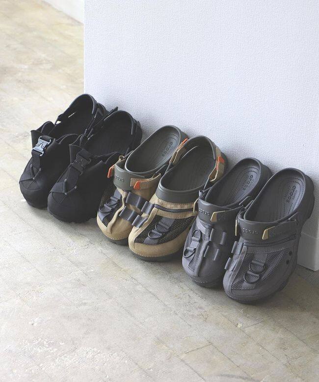 今回Crocs再不是以Classic All-Terrain Clog為鞋形基調作設計了,而是以2種全新型號發 今回Crocs再不是以Classic All-Terrain Clog為鞋形基調作設計了,而是以2種全新型號發