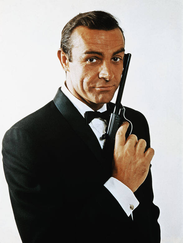 其後,George Lazenby代替Sean Connery,擔起占士邦一角,他戴的不再是水鬼系列,而是勞力士 其後,George Lazenby代替Sean Connery,擔起占士邦一角,他戴的不再是水鬼系列,而是勞力士