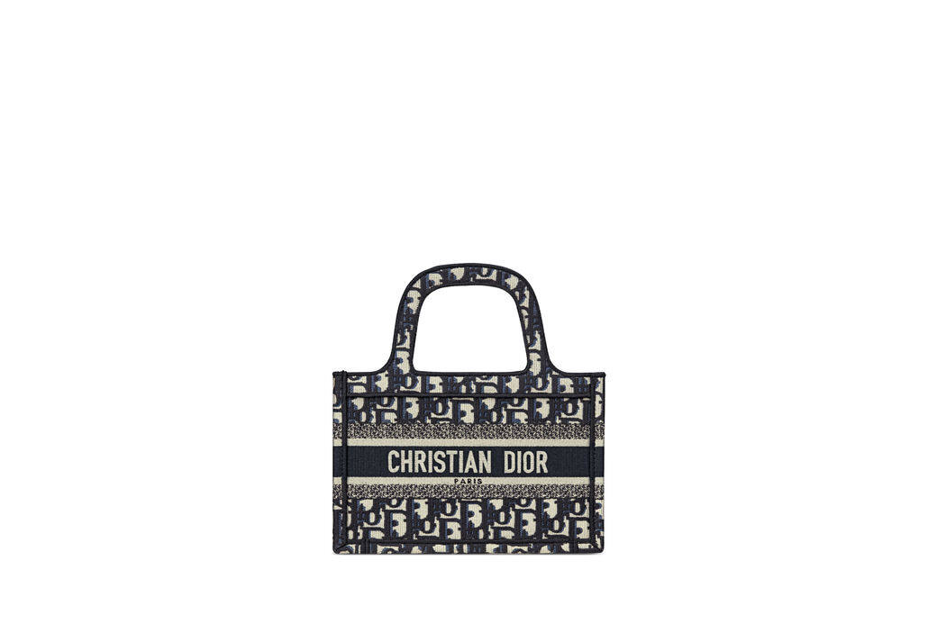 Dior Oblique Jacquard深藍色迷你Dior book tote (24X 22.5 X 8cm) $20,100 Dior Oblique Jacquard深藍色迷你Dior book tote (24X 22.5 X 8cm) $20,100