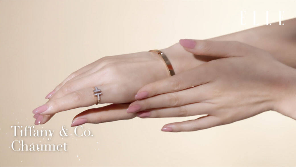 Tiffany & Co.18K玫瑰金珍珠母貝鑽石指環 $14,200Chaumet 18K玫瑰金手鐲 $48,600