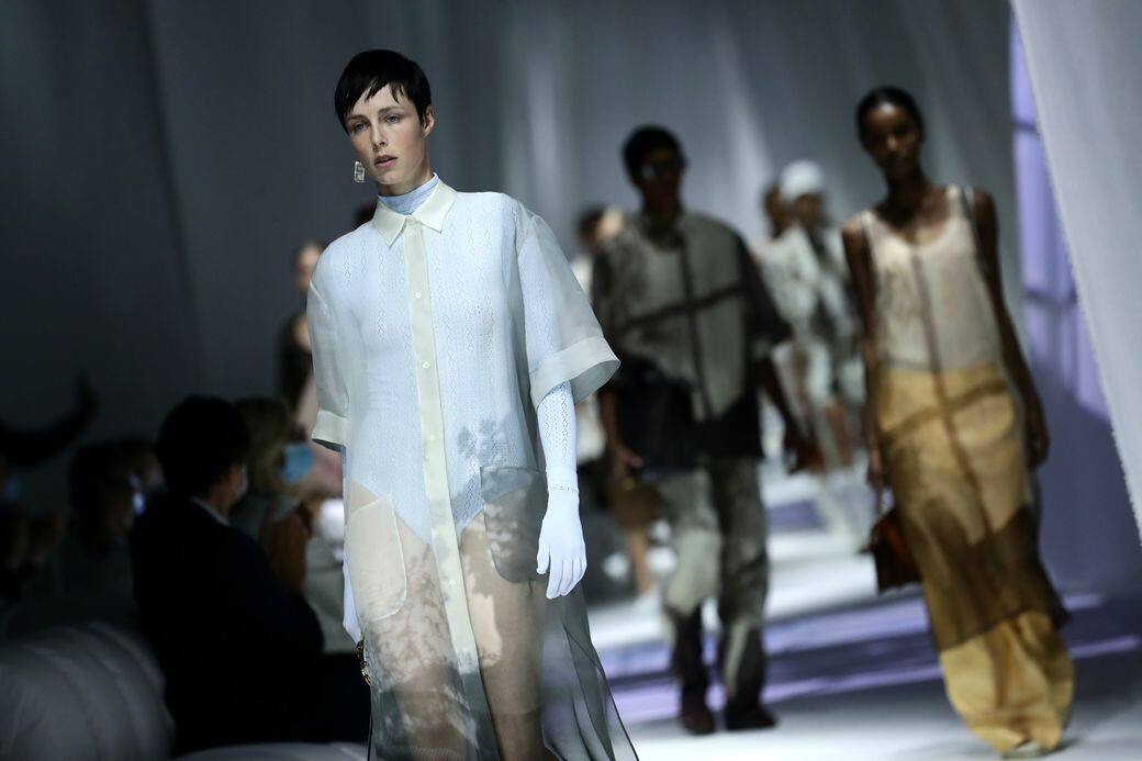 Fendi SS21系列:與家人共渡的恬靜時光 Fendi SS21系列:與家人共渡的恬靜時光