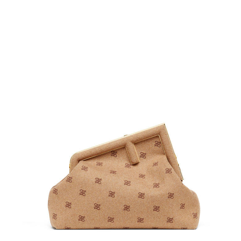 Fendi Karligraphy圖案First MediumHKD26,800 Fendi Karligraphy圖案First MediumHKD26,800