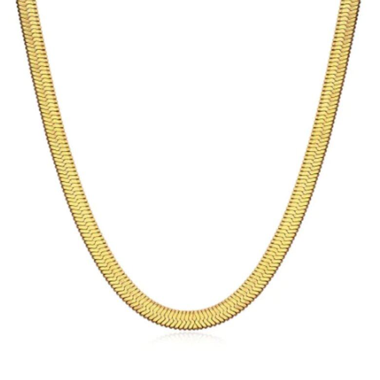 Hailey首飾盒必備的是這條Herringbone Chain Necklace，設計簡約容易搭配。