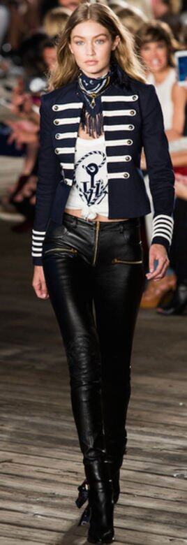 Gigi Hadid, 軍裝外套 Gigi Hadid, 軍裝外套