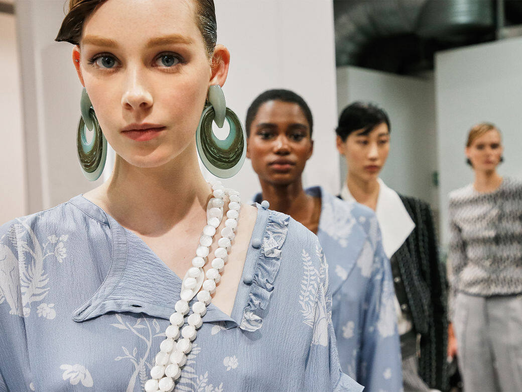 柔和飄逸的優雅新裝!Giorgio Armani 2021春夏系列 柔和飄逸的優雅新裝!Giorgio Armani 2021春夏系列