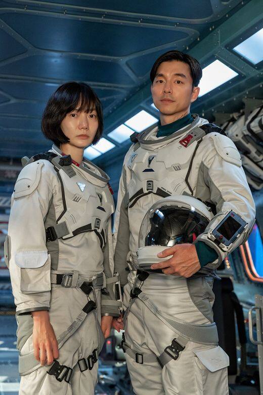 於《寧靜海》展現粗獷個性的軍人角色 解決地球危機 於《寧靜海》展現粗獷個性的軍人角色 解決地球危機