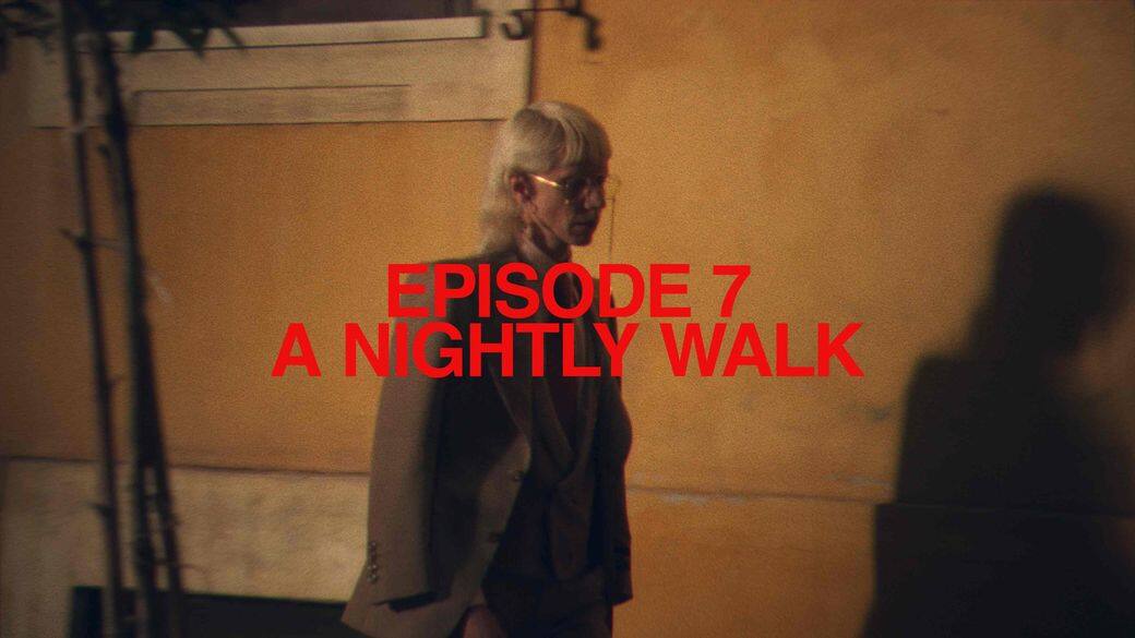 最後一集，我們跟著Silvia漫步在羅馬如夢似幻的夜間街道上，並捲入了一個