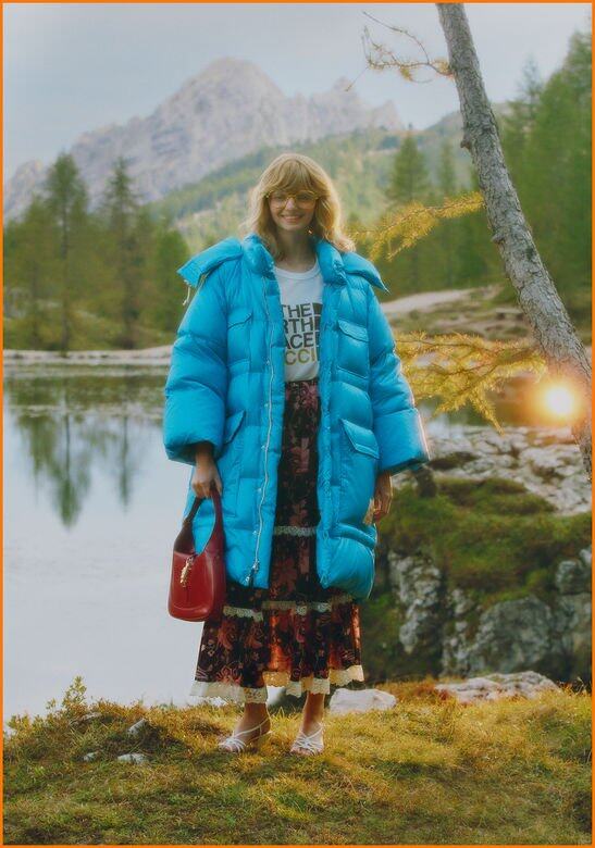 印有全新The North Face x Gucci標誌的T恤容易配襯而個性鮮明,是今季必須入手 印有全新The North Face x Gucci標誌的T恤容易配襯而個性鮮明,是今季必須入手