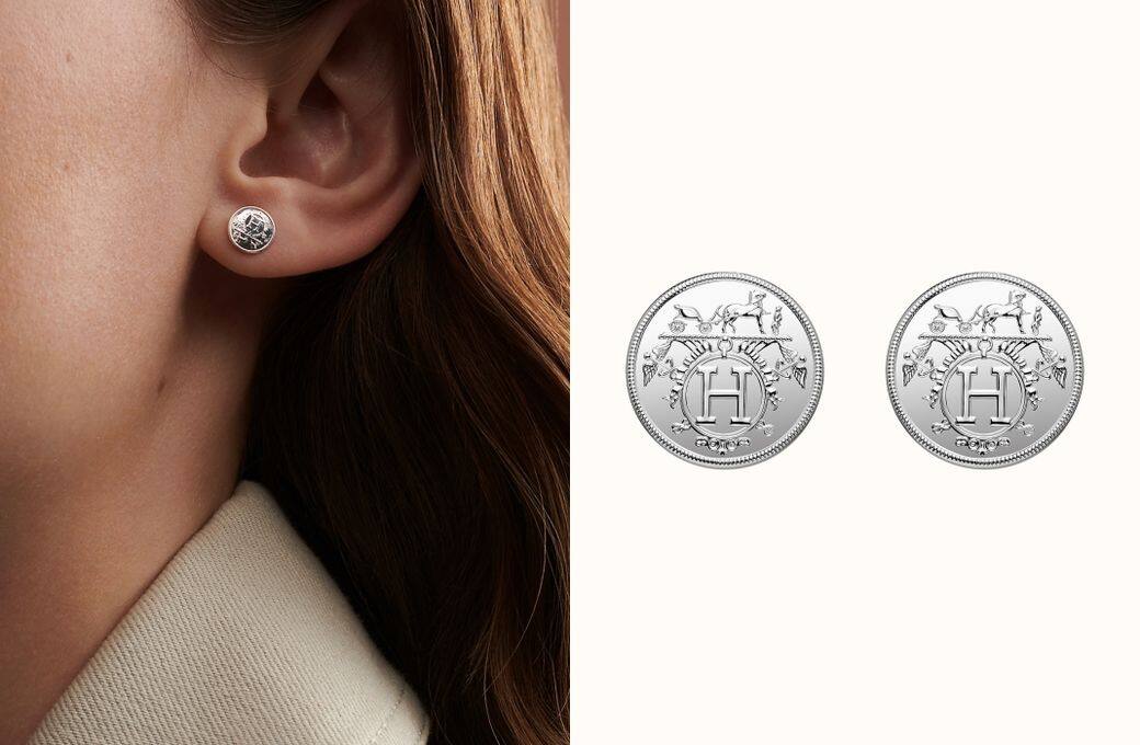 這款純銀耳環向最經典的Hermès商標致敬，讓這個以皮革馬具的經典奢華
