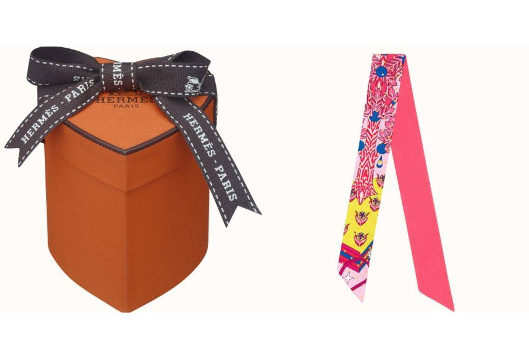 你知道嗎,Hermès Plumetis Twilly絲巾更以超級可愛的心形盒子作包裝,是不是好想擁 你知道嗎,Hermès Plumetis Twilly絲巾更以超級可愛的心形盒子作包裝,是不是好想擁