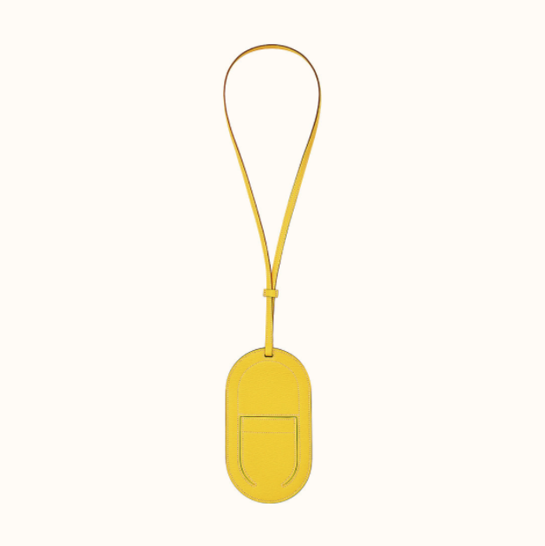 適用於大型智能電話,山羊皮手機殼更配備長帶。In-the-Loop Phone To Go PM case 皮革 適用於大型智能電話,山羊皮手機殼更配備長帶。In-the-Loop Phone To Go PM case 皮革