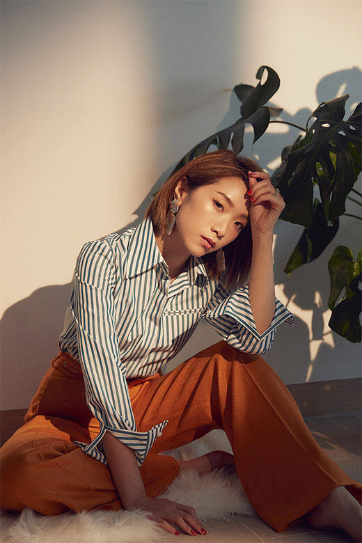 ELLE:新冠肺炎對你的工作或是日常生活帶來甚麼影響呢?希望透過 influencer 的身 ELLE:新冠肺炎對你的工作或是日常生活帶來甚麼影響呢?希望透過 influencer 的身