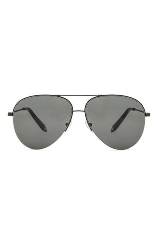 Victoria Beckham Classic Victoria灰色飛行員墨鏡@fwrd.com(USD$245/約HKD$1,903) Victoria Beckham Classic Victoria灰色飛行員墨鏡@fwrd.com(USD$245/約HKD$1,903)