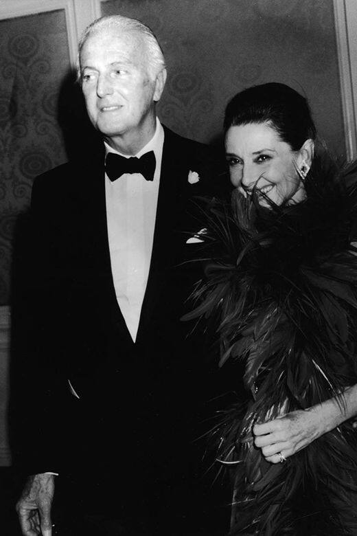 Givenchy創辦人Hubert de Givenchy和Audrey Hepburn之間的合作關係，絕對可以堪稱為時尚界的完美