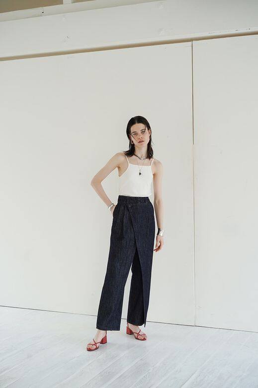 Clane由日本知名模特兒松本惠奈於2015年創立,品牌以「Original Standard」作為口號,致力將 Clane由日本知名模特兒松本惠奈於2015年創立,品牌以「Original Standard」作為口號,致力將