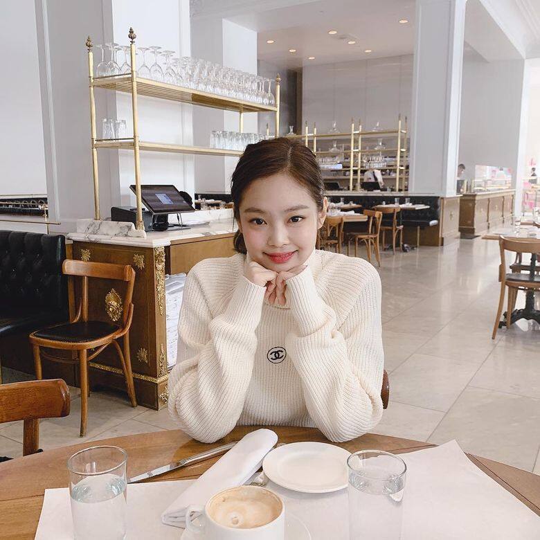 Blackpink Jennie 的日常穿搭 Blackpink Jennie 的日常穿搭