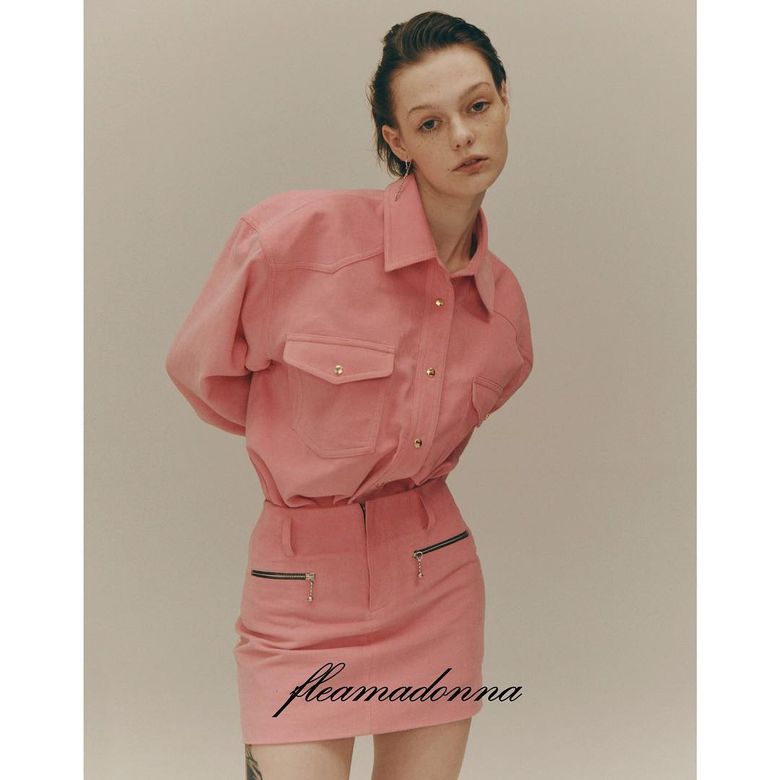 由設計師Jei Kim於2007年創立，穿Fleamadonna的女孩們是一點也不害羞表達自我。她們