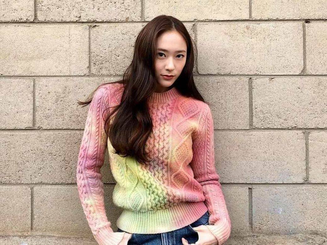 跟Krystal學冬天冷衫穿搭!鄭秀晶的私下打扮3大重點 跟Krystal學冬天冷衫穿搭!鄭秀晶的私下打扮3大重點
