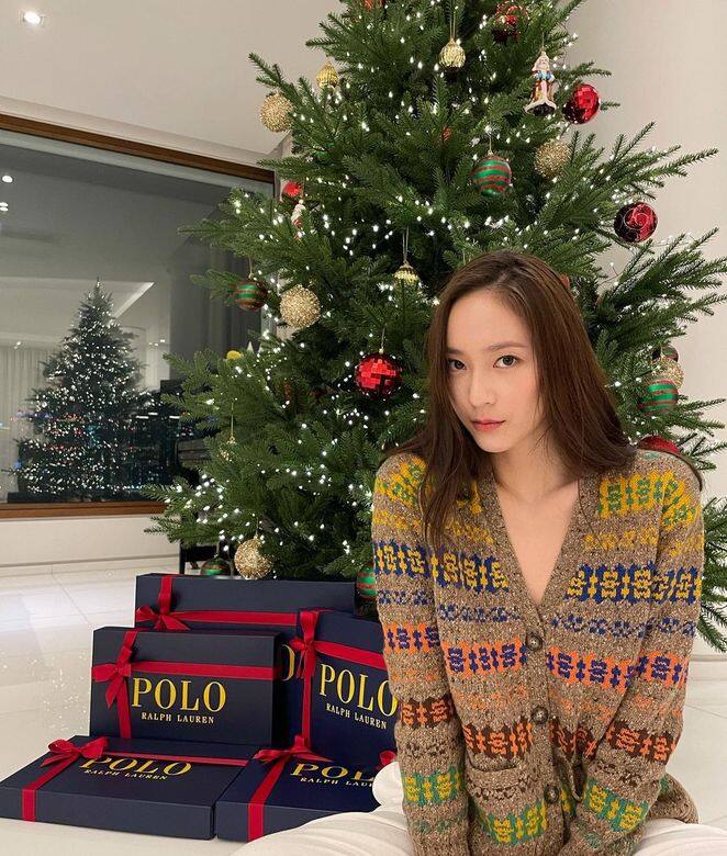 近來在Krystal Instagram曝光率最高的大概就是 近來在Krystal Instagram曝光率最高的大概就是