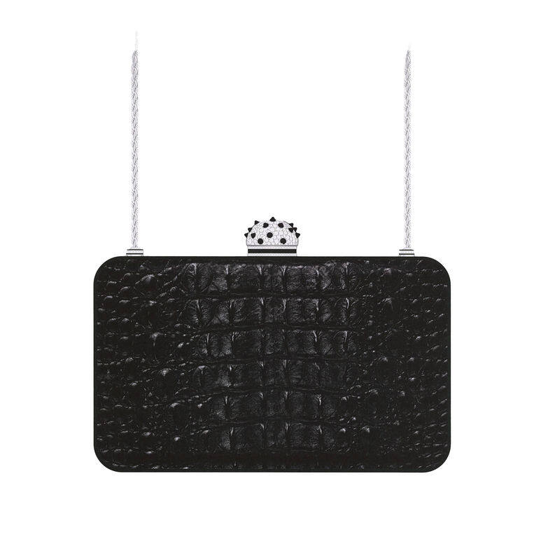 除珠寶首飾外,還推出一款限定的Jewellery bag,以高級的黑色鱷魚皮塑造,加入白 除珠寶首飾外,還推出一款限定的Jewellery bag,以高級的黑色鱷魚皮塑造,加入白