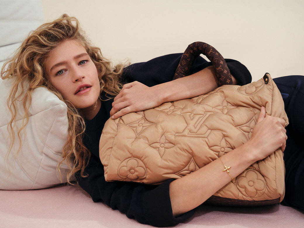 反傳統的「枕頭」手袋！Louis Vuitton推出全新LV Pillow系列