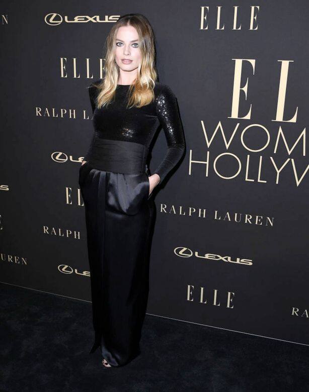 Margot Robbie全黑個性造型Margot Robbie最近以全黑造型現身荷里活2019 ELLE Women 活動,貼身亮 Margot Robbie全黑個性造型Margot Robbie最近以全黑造型現身荷里活2019 ELLE Women 活動,貼身亮