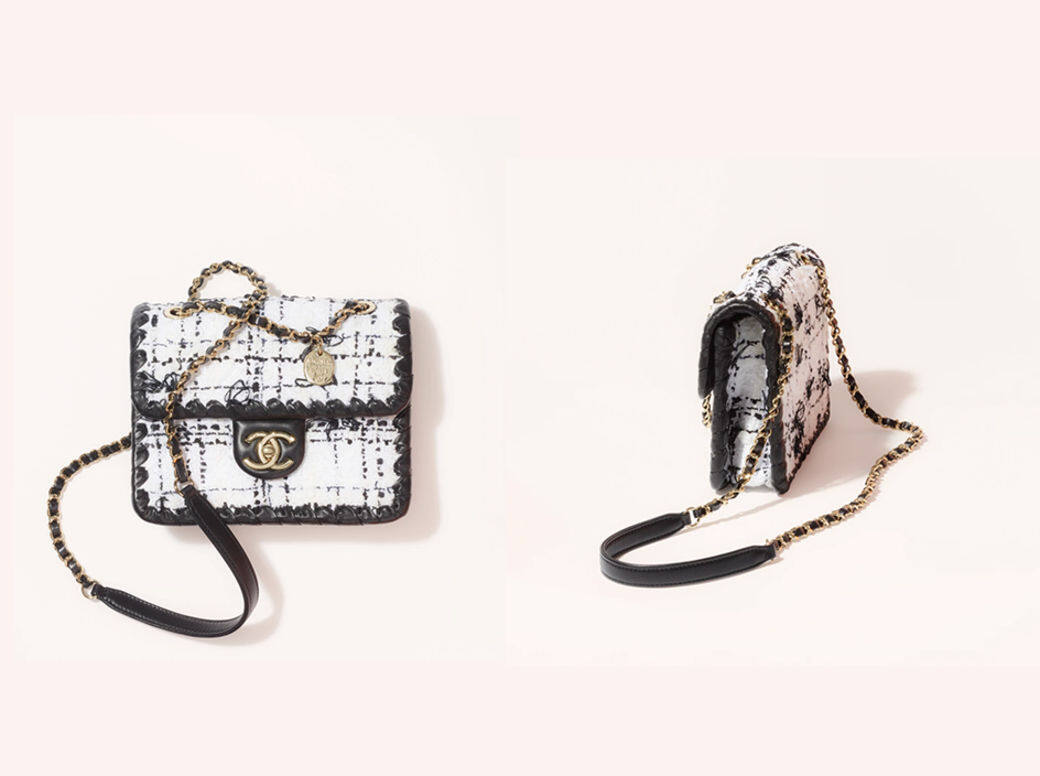 Chanel的Mini Bag向來人氣極高，這款Mini Flap Bag採用品牌經典的黑白色彩Tweed布料，配