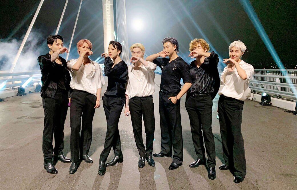 BTS 防彈少年團可說是當今其中一隊最紅的韓國男團,他們的一舉一動、衣 BTS 防彈少年團可說是當今其中一隊最紅的韓國男團,他們的一舉一動、衣