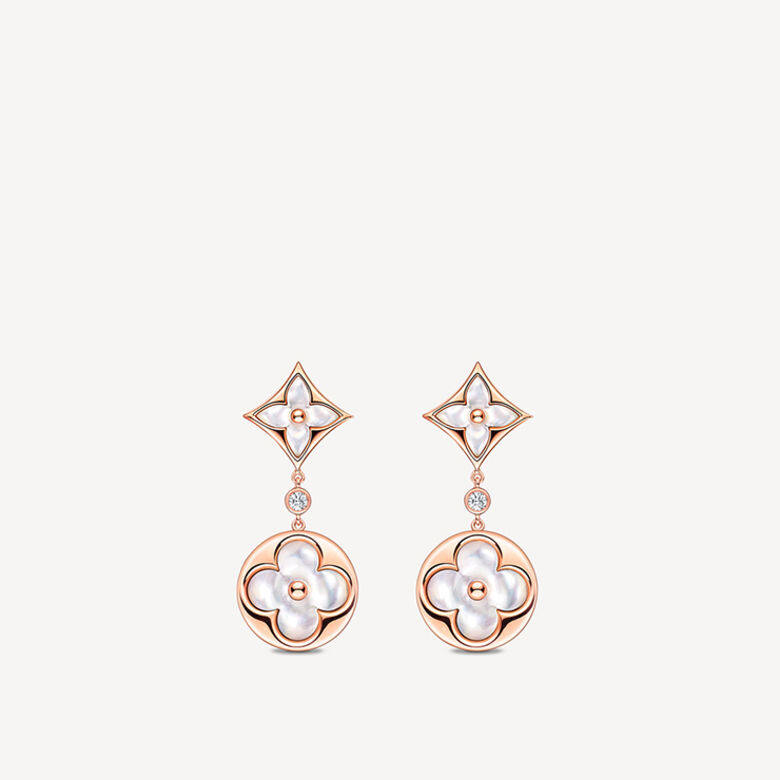 若你尋找一款高貴而搶眼的耳環款式，Louis Vuitton的Color Blossom長耳環是不錯的選擇