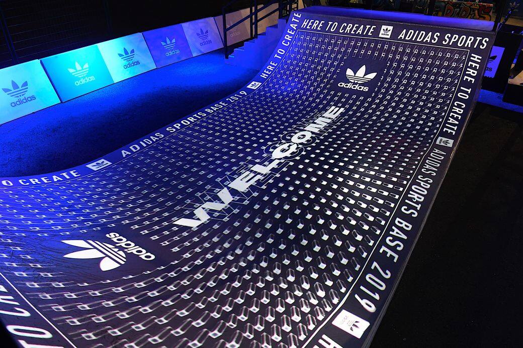 今年首次加入的「滑板」區域是adidas運動基地的一大焦點!Adidas特意邀請本地滑 今年首次加入的「滑板」區域是adidas運動基地的一大焦點!Adidas特意邀請本地滑