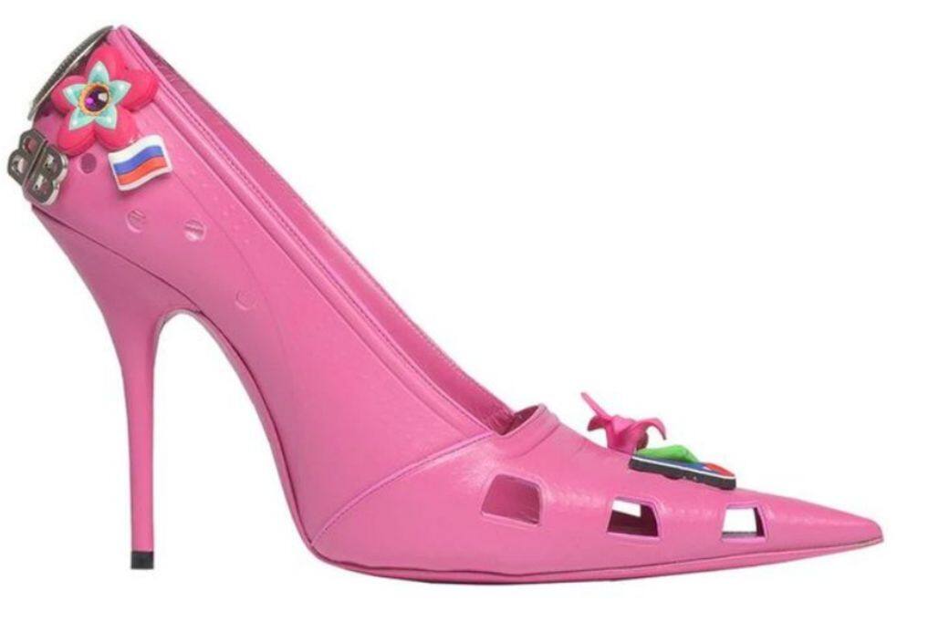 顛覆固有的高跟鞋形象！Balenciaga再度推出極具Crocs特色的高跟鞋！