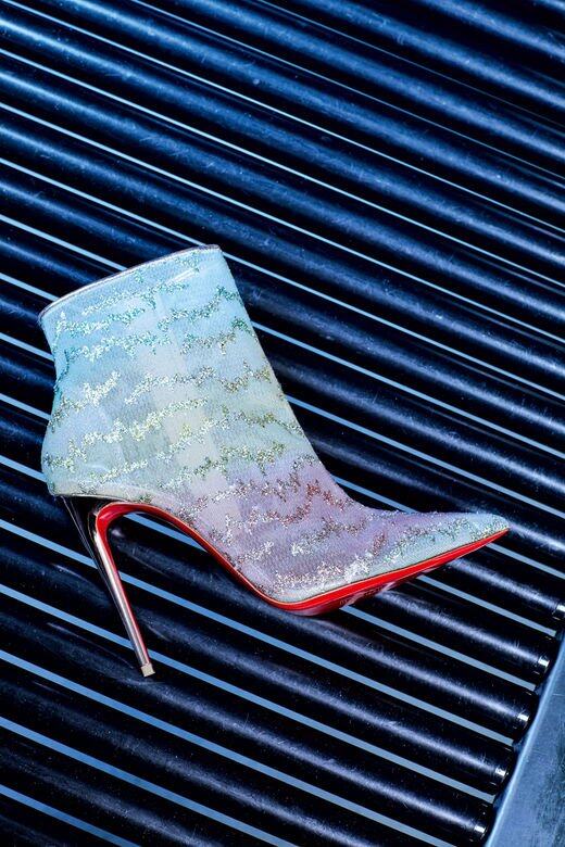 Christian Louboutin 彩虹色綴銀線高跟短靴 Christian Louboutin 彩虹色綴銀線高跟短靴