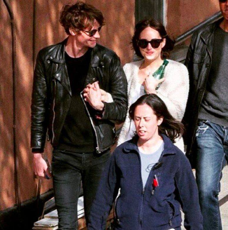 Dakota Johnson, Matthew Hitt, 情侶裝, fashion, 時裝 Dakota Johnson, Matthew Hitt, 情侶裝, fashion, 時裝