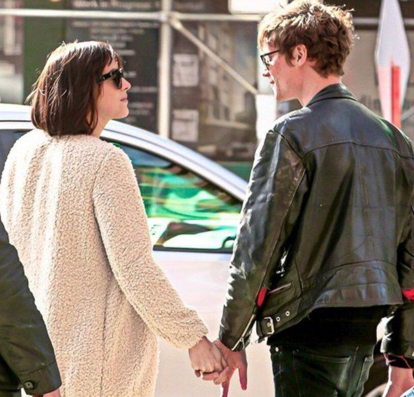 Dakota Johnson, Matthew Hitt, 情侶裝, fashion, 時裝 Dakota Johnson, Matthew Hitt, 情侶裝, fashion, 時裝