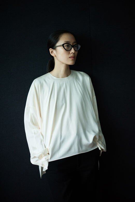 中國高級女裝品牌Ms Min亦將展示其新作,設計師劉旻在時尚界大人物Sarah 中國高級女裝品牌Ms Min亦將展示其新作,設計師劉旻在時尚界大人物Sarah