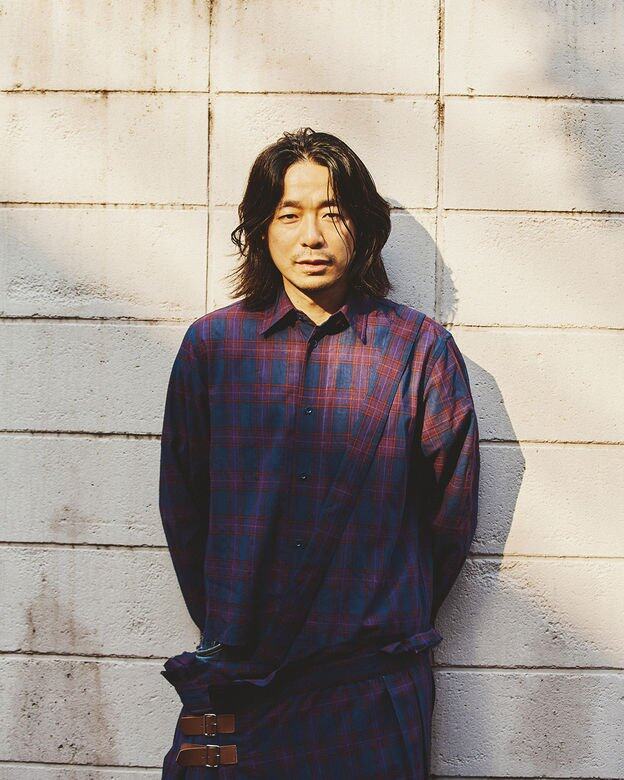 在日本土生土長的落合宏理,其創立的前衞街頭潮牌Facetasm在日本以至國際 在日本土生土長的落合宏理,其創立的前衞街頭潮牌Facetasm在日本以至國際
