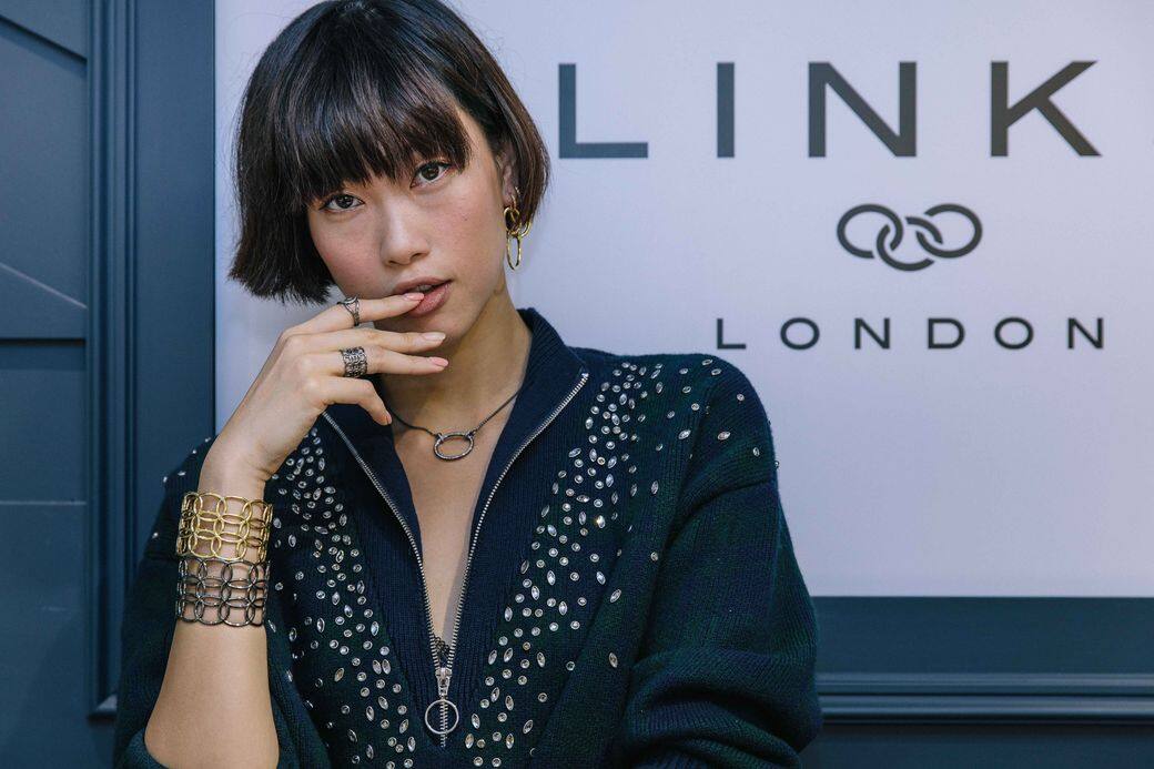 Links of London聖誕前夕,將於分別於11月24日在尖沙咀海港城分店、12月1日在 Links of London聖誕前夕,將於分別於11月24日在尖沙咀海港城分店、12月1日在