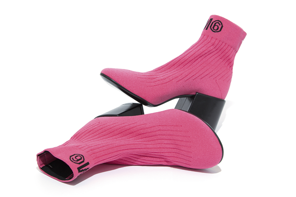 MM6粉紅色高踭襪鞋 $4,375網址：www.maisonmargiela.com 電話：2620 0800資料由MM6 Maison Margiela提供