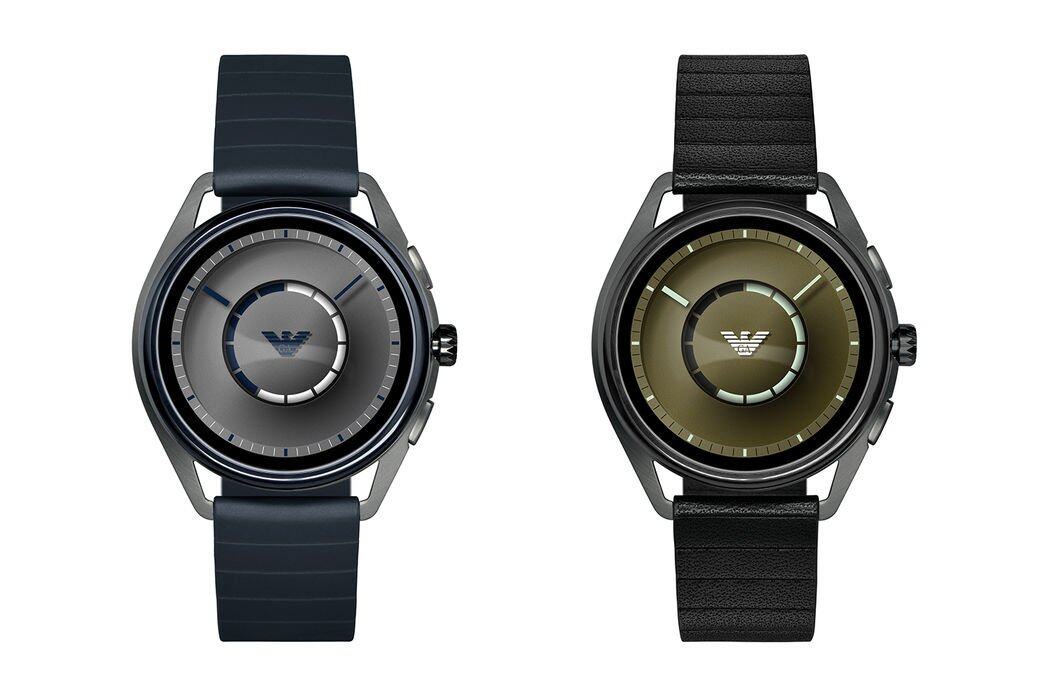 左：智能觸屏腕錶配銀色精鋼錶鏈（ART5006） 零售價$4,000右：智能觸屏腕錶配黑