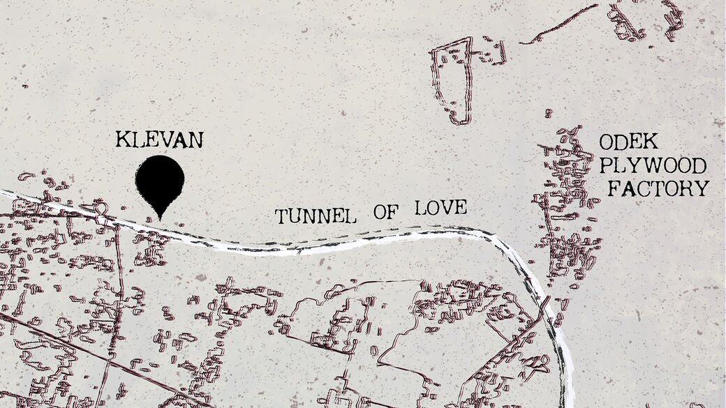 戀之隧道是一條深隱於蔓藤樹海中的火車鐵道，一端連接Klevan小鎮，另一端