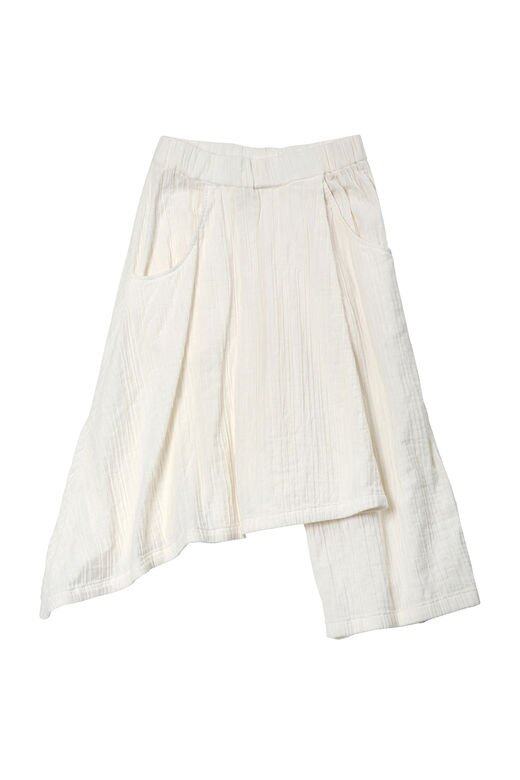 棉質不對稱半截裙模仿古埃及人的穿着，通爽的短裙兩側附有口袋。$3,199