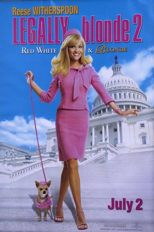 年份:2003年電影:《Legally Blonde 2: Red, White & Blonde》導演:Charles Herman-Wurmfeld戲服造型:Reese Witherspoon的粉紅色套裝幾 年份:2003年電影:《Legally Blonde 2: Red, White & Blonde》導演:Charles Herman-Wurmfeld戲服造型:Reese Witherspoon的粉紅色套裝幾