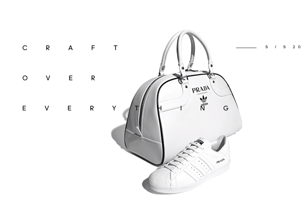 而Prada Bowling Bag for Adidas則向Prada經典的保齡袋設計作為靈感，可見手袋外型與經典