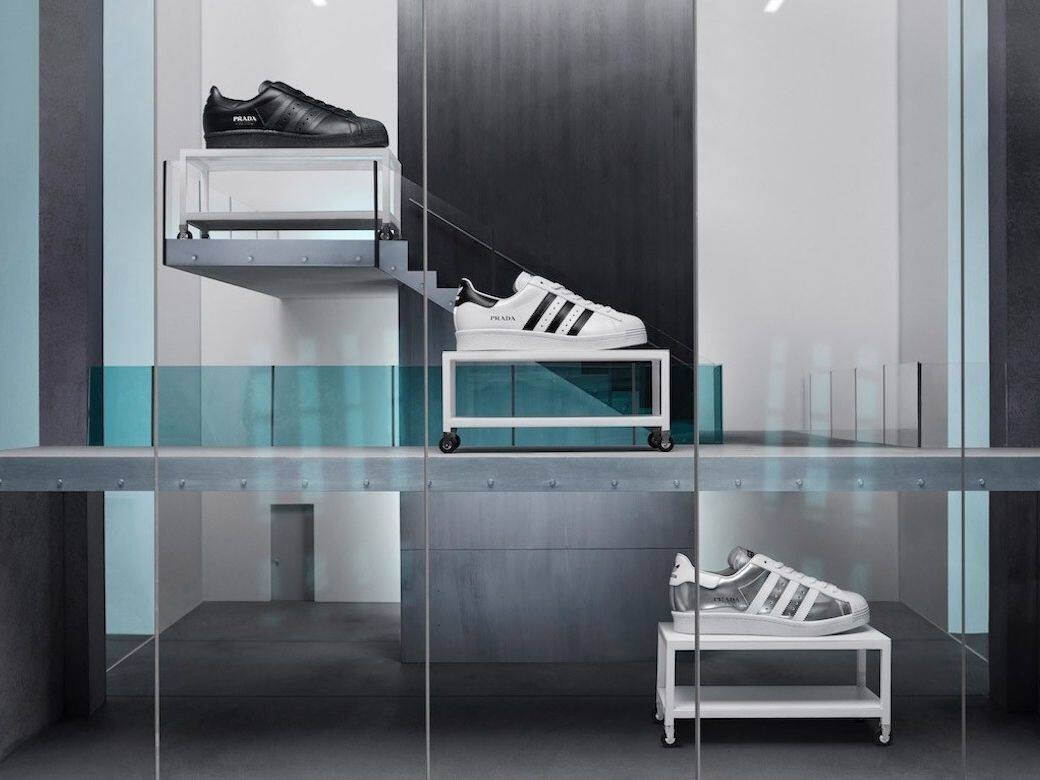 Prada與Adidas第二回聯乘終面世!3款配色Superstar波鞋將於9月8日正式登場! Prada與Adidas第二回聯乘終面世!3款配色Superstar波鞋將於9月8日正式登場!